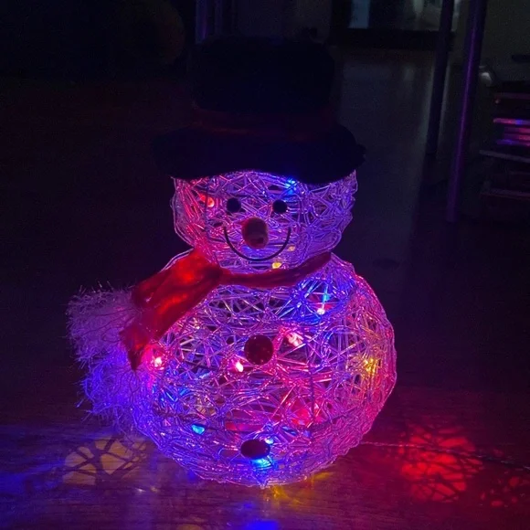 Lighted Snowman - Picture 2 of 10